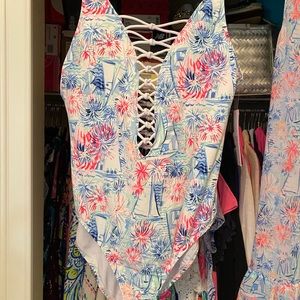 ❌ S O L D ❌ NWT 16 Lilly Pulitzer